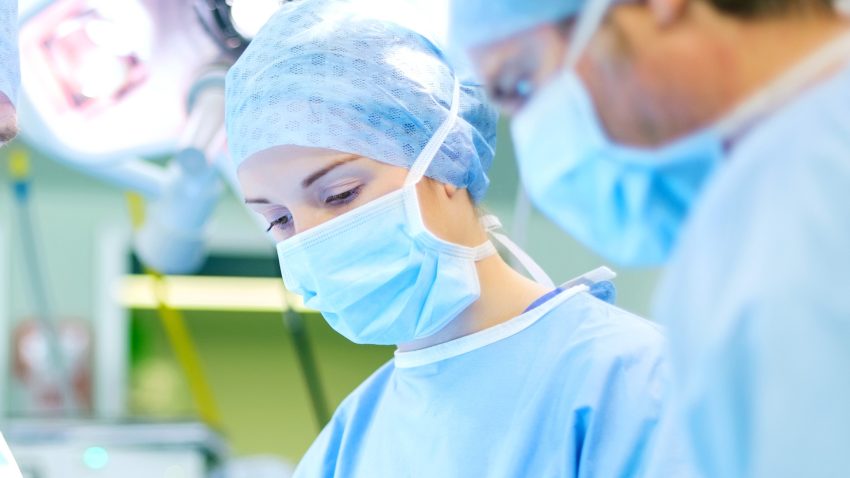 How to Become a Surgeon in Canada